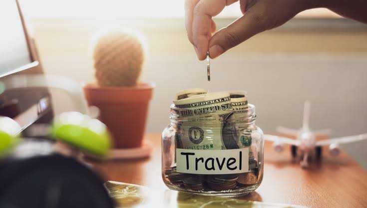How to Save Money During the Holiday Season in 2026